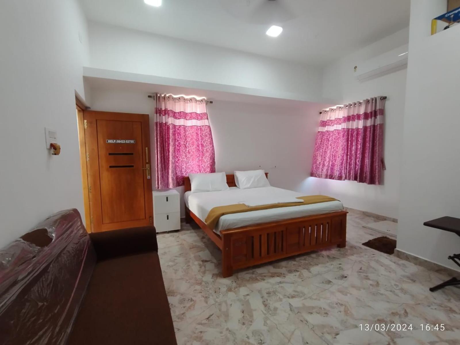 Arul Homestay Mettuppālaiyam Buitenkant foto