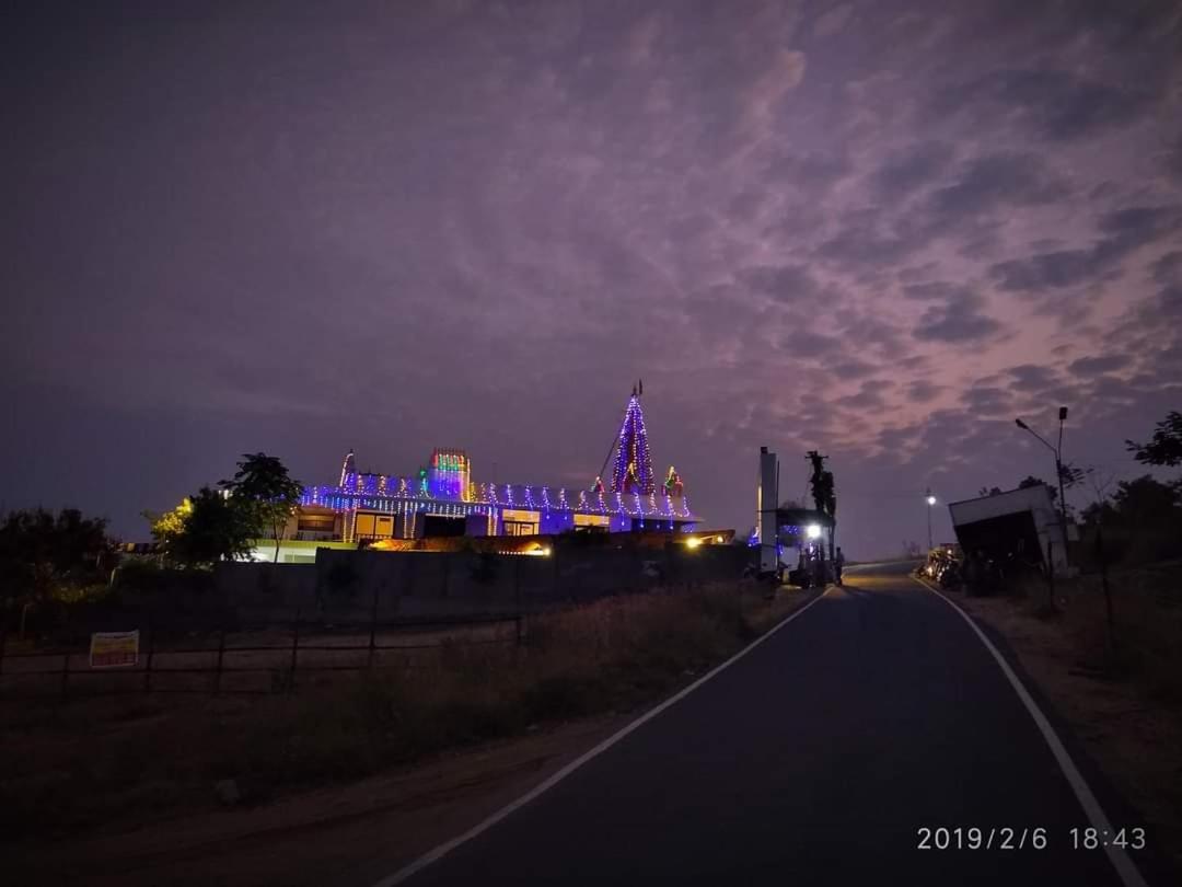 Arul Homestay Mettuppālaiyam Buitenkant foto